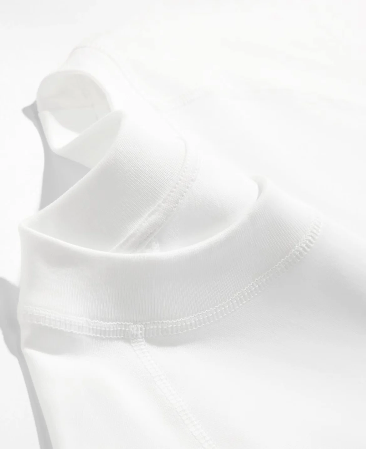 T-shirt con illustrazione di s - Men Shoes Illustration recensione e prezzo