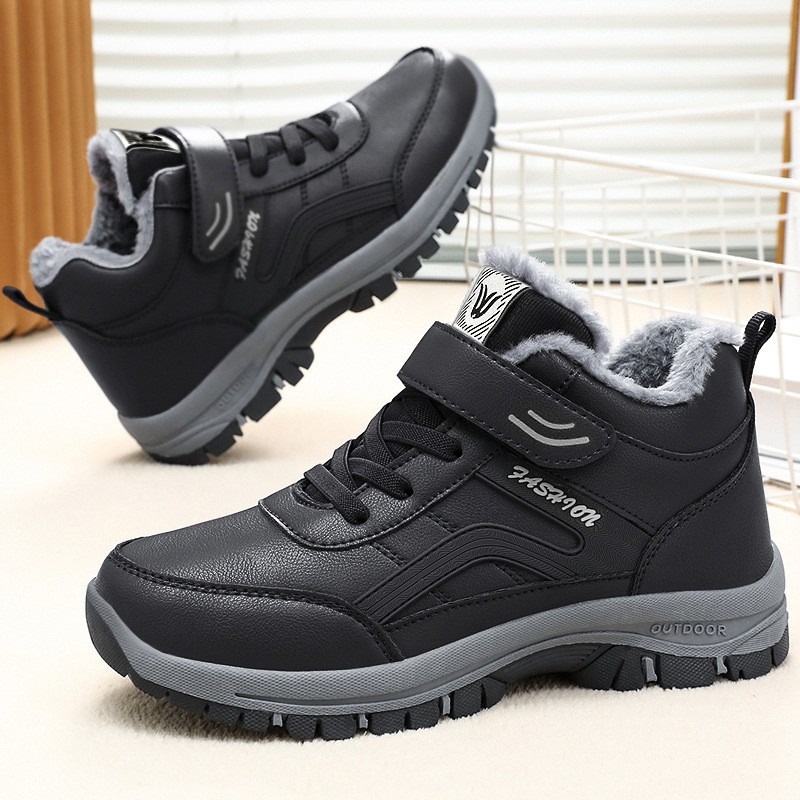 Stivali da Neve 2026 per Uomo, - Men Shoes Ecco recensione e prezzo