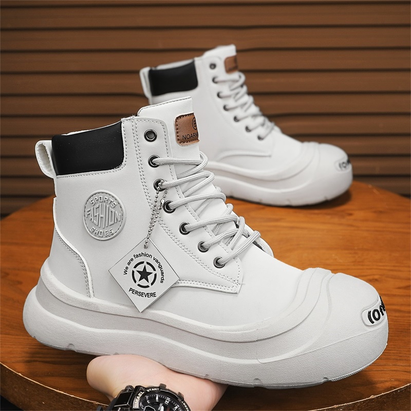 Pantaloncini Stivaletti Scarpe - Men Shoes Ecco recensione e prezzo