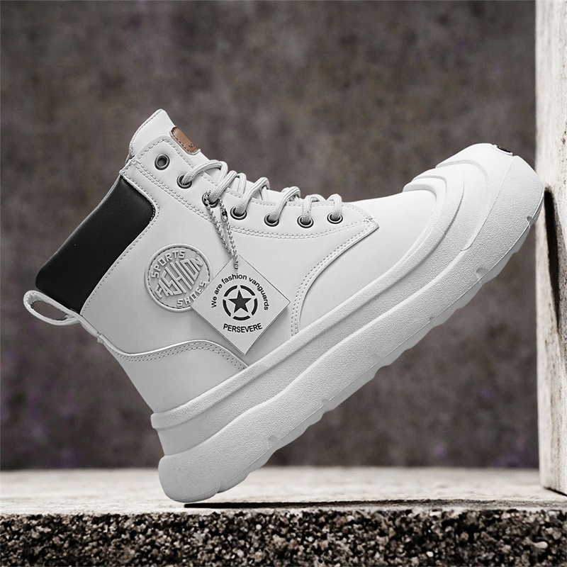 Pantaloncini Stivaletti Scarpe - Men Shoes Ecco recensione e prezzo